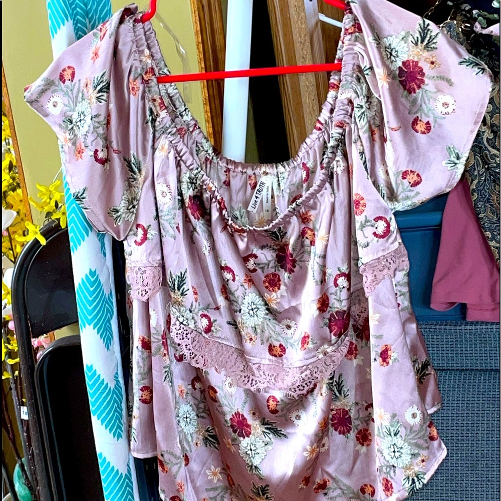 Ladies blouse